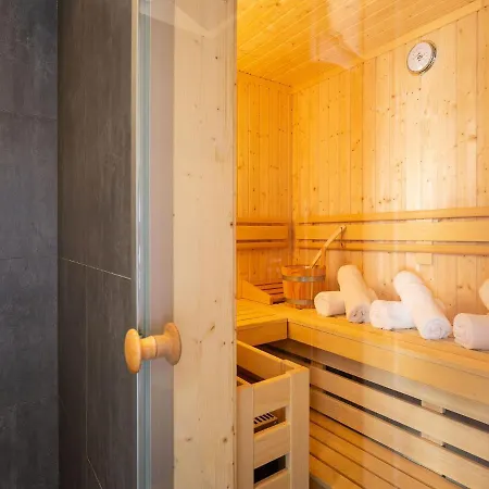 Reetland Am - Premium Reetdachvilla Mit 3 Schlafzimmern, Sauna Und Kamin E03 Ferienhaus