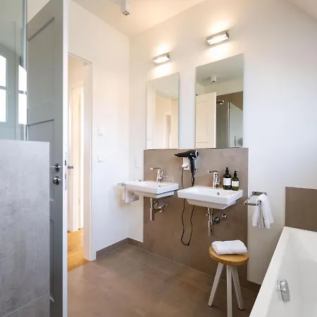 Reetland Am - Premium Reetdachvilla Mit 3 Schlafzimmern, Sauna Und Kamin E03 Ferienhaus *