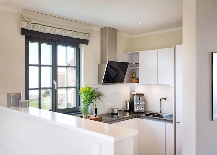 Reetland Am - Premium Reetdachvilla Mit 3 Schlafzimmern, Sauna Und Kamin E03 Dranske